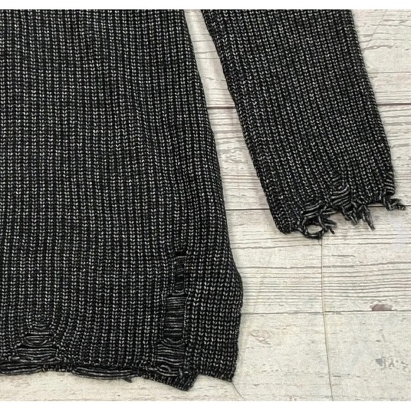 Stitches and Stripes Evereve Womens Sz XS Black Sloane Destructed Tunic Sweater - Picture 7 of 12